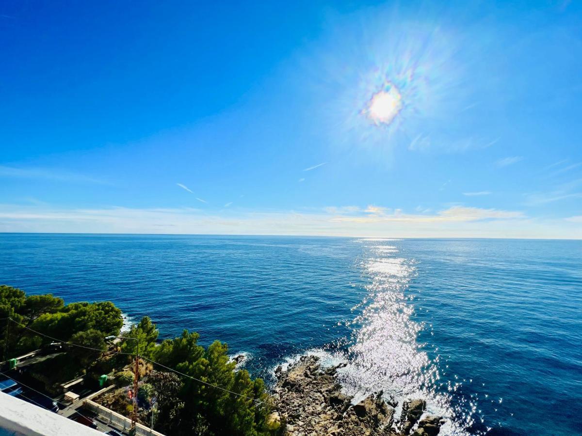 Suite Sunset 21 - Fronte Mare Санремо Экстерьер фото