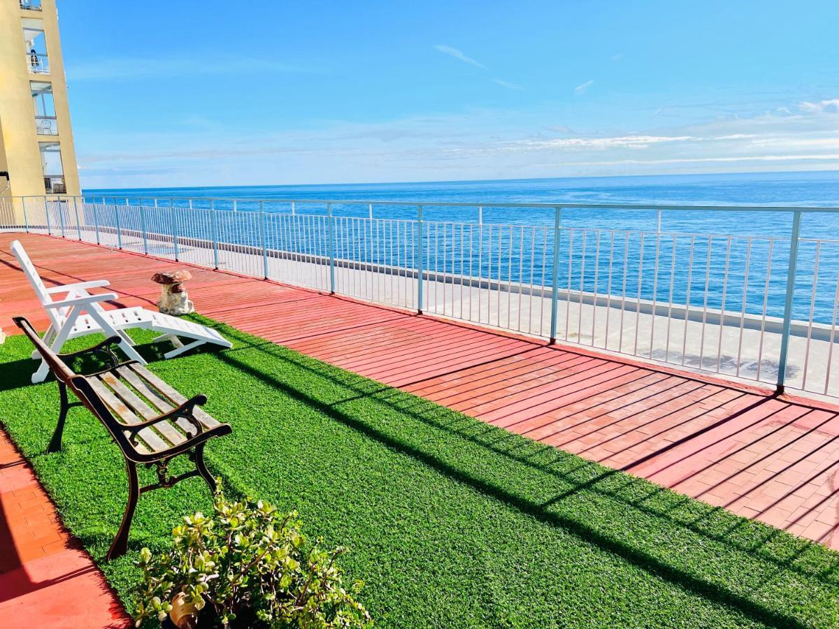 Suite Sunset 21 - Fronte Mare Санремо Экстерьер фото